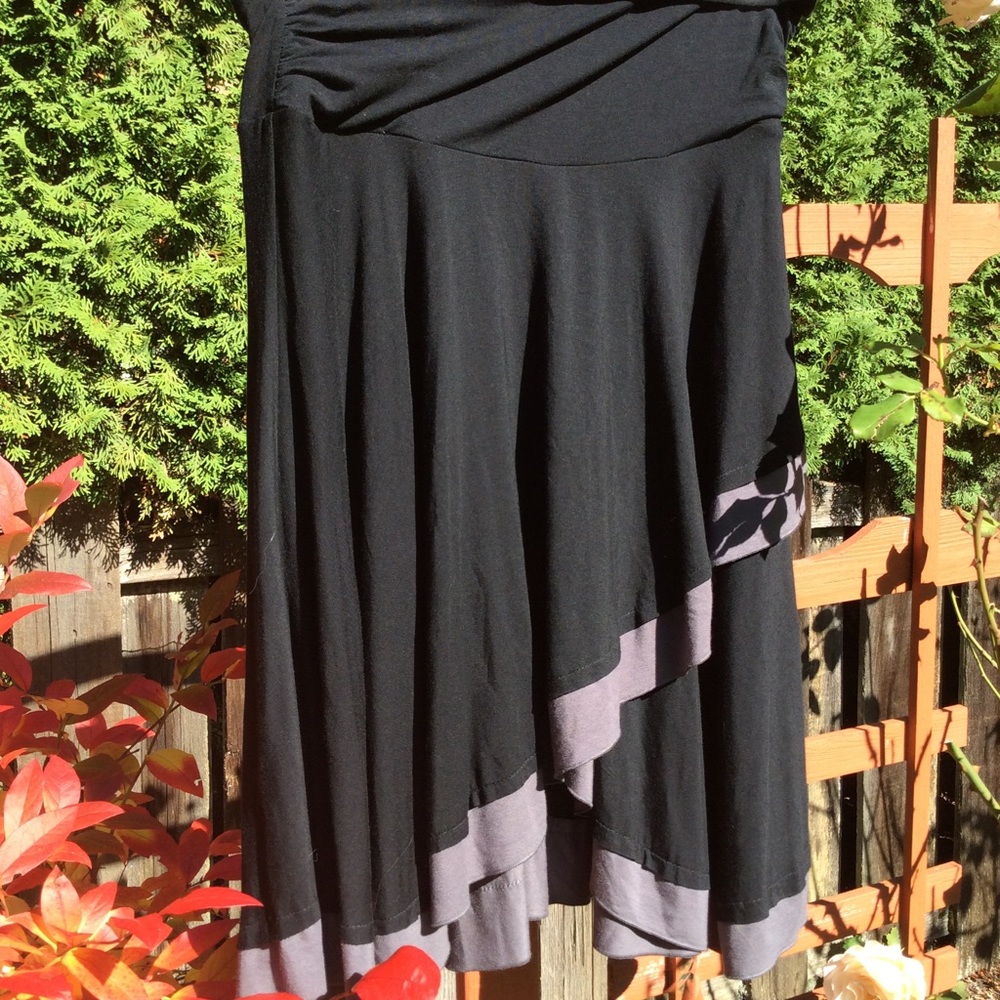 Neesha skirt layers elasticity and flared